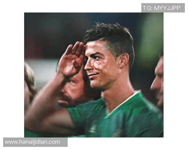 足球球星戴安全帽挑战极限运动 引领全新体育潮流风尚